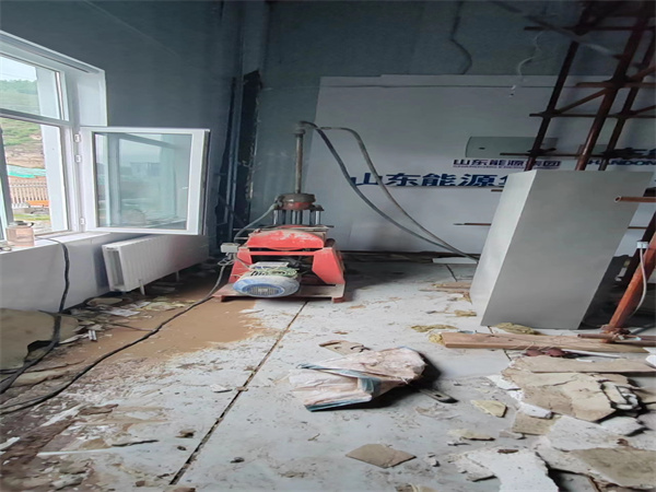 名山地基基础下沉墙体裂缝加固注浆顶升施工